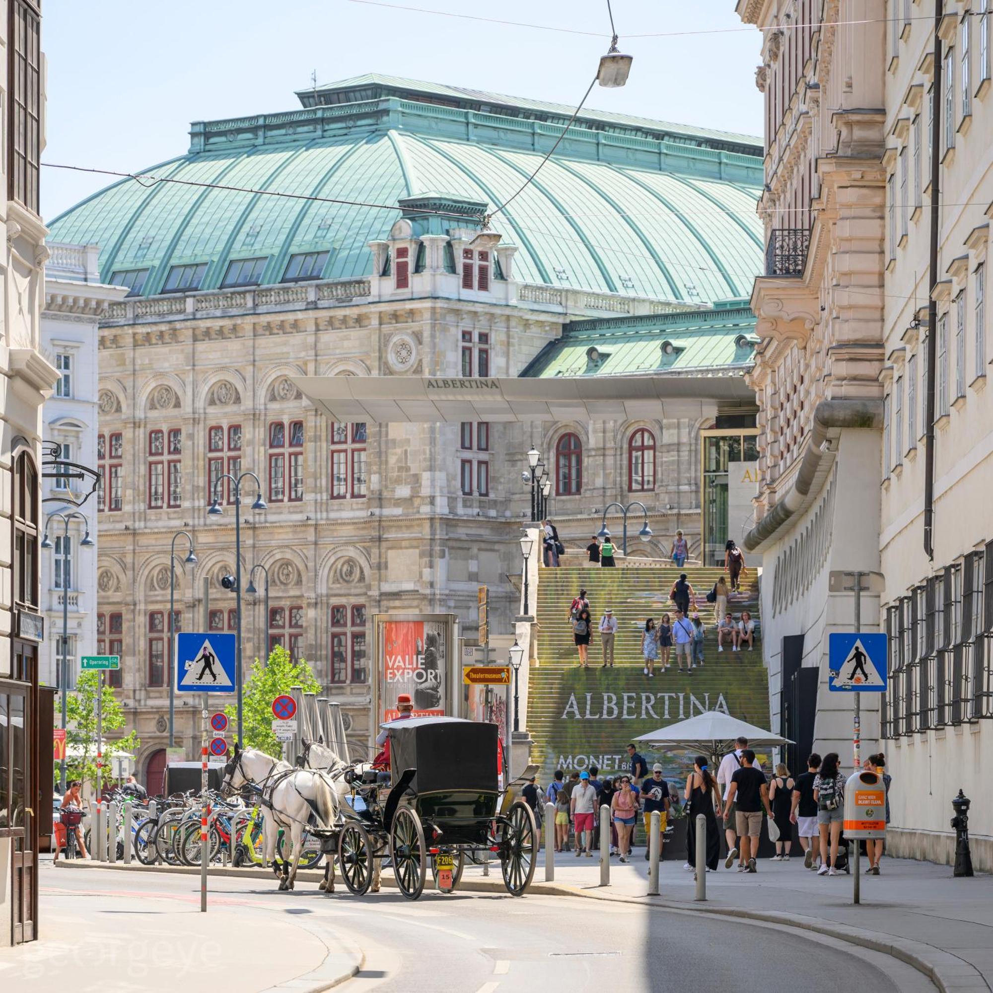 Palais Palffy Apartments Вена Экстерьер фото
